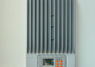 MPPT Solar Charge Controller 180V DC - sunpowermz